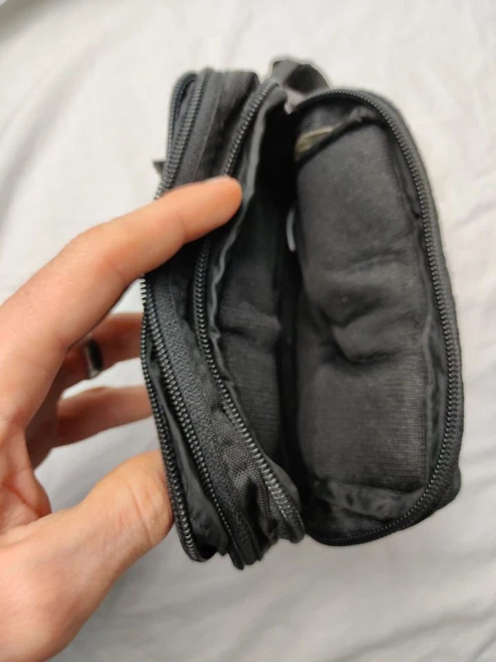 Case Logic Camera Bag for Digital Camera - Image 3 of 4