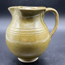 Vintage Jugtown Ware 1960’s Frogskin Pitcher Mint Condition