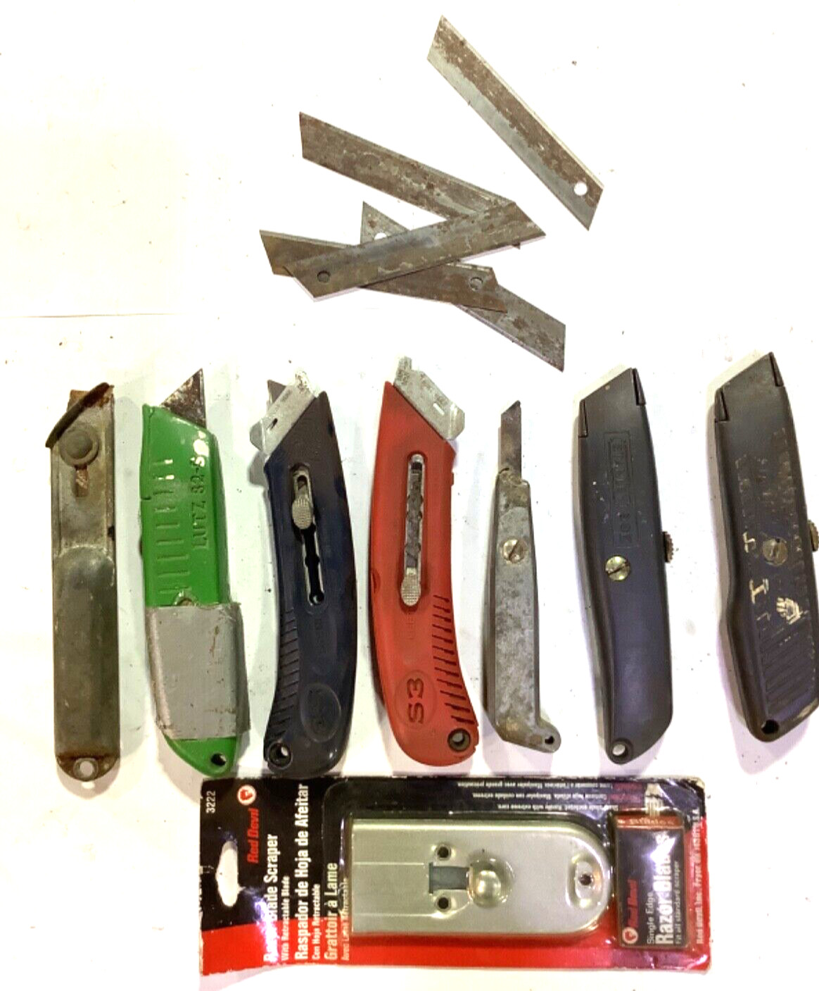 8 Utility knives