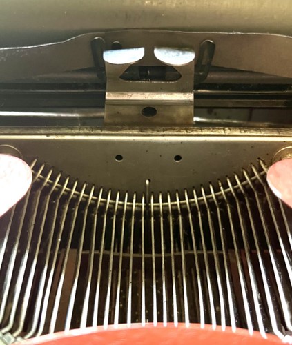 Tom Thumb Red Toy Typewriter, Tested - Picture 7 of 11