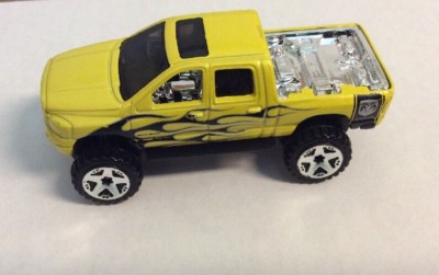 hot wheels dcc 2006 dodge ram 1500