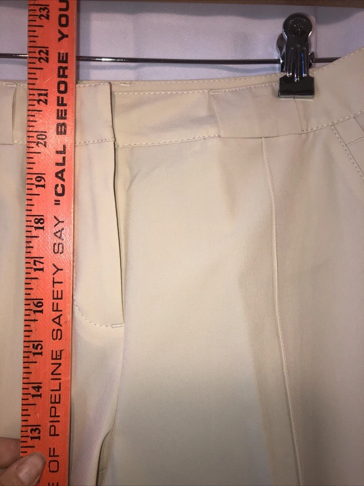 Cutter & Buck 2 NWT Women Bermuda Shorts Khaki Light Tan Size 2 - Image 4 of 4