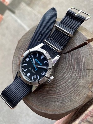 Resco SS Black w Aqua font Sea Pearl