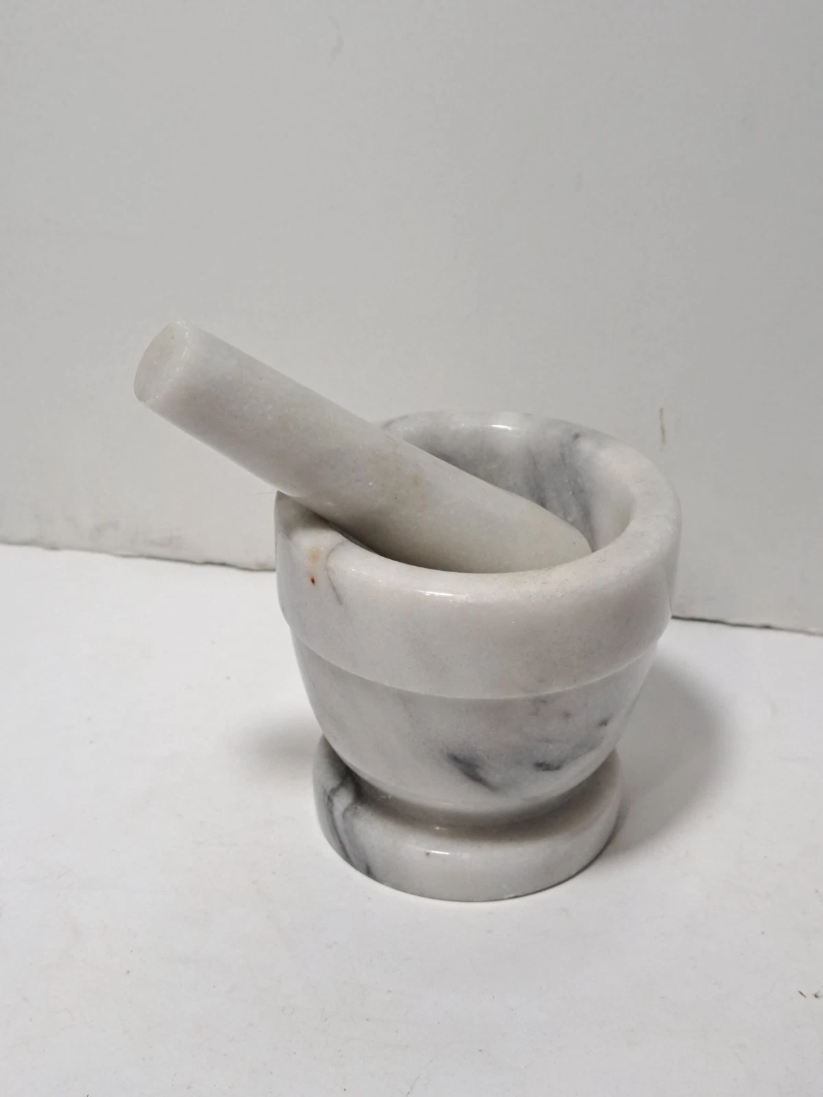 VINTAGE MARBLE STONE FOOTED MORTAR & PESTAL 3" TALL