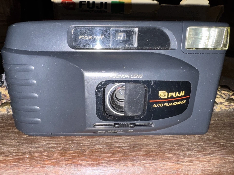 Fuji DL-15 Compact 35mm Compact Camera, Tested, Original Box, Ships Free - Image 3 of 4