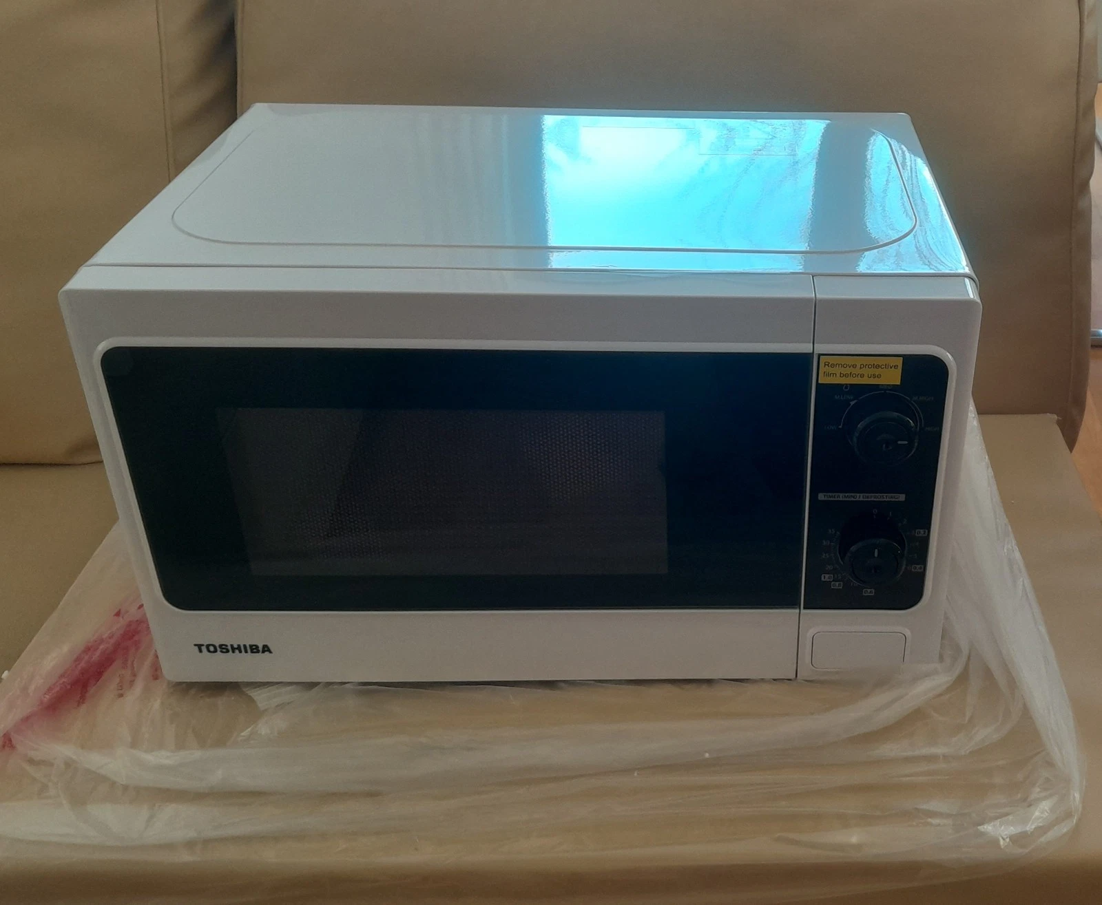 Toshiba Solo MM-MM20P Microwave Oven - White