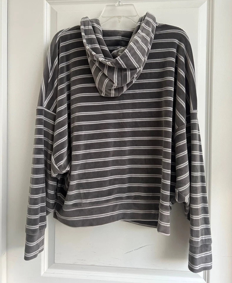American Eagle Cozy Velour Striped Hoodie Large Gray White Casual Loungewear - Image 2 of 4