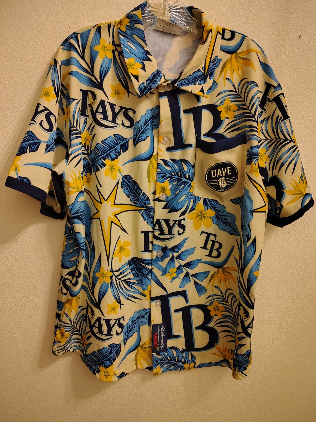 Picture 1 of 6
