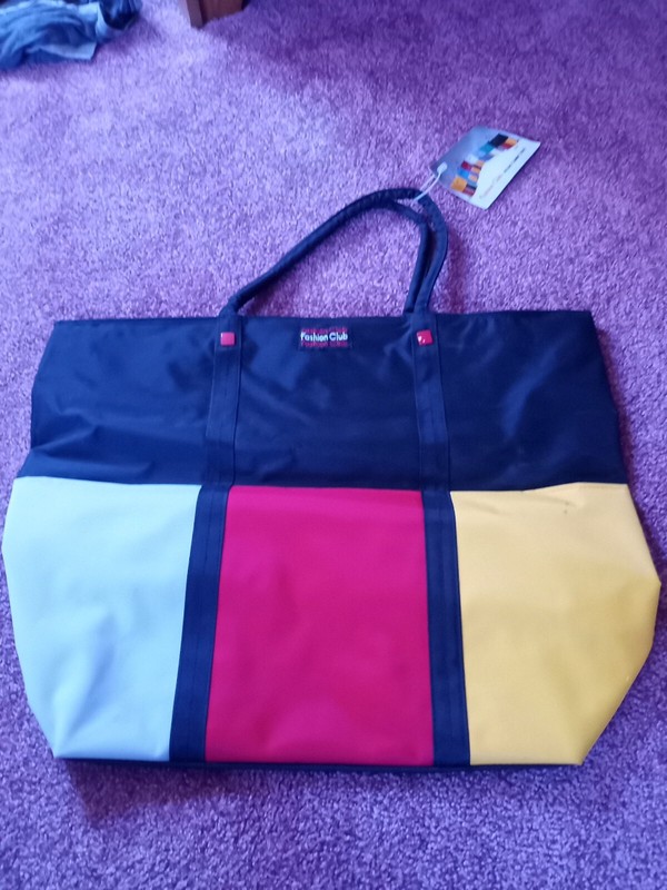 FASHION CLUB.. Nylon Carry Tote Bag Picnic Beach Carryall Travel School...