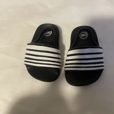 wonder nation toddler Sandals Sz2