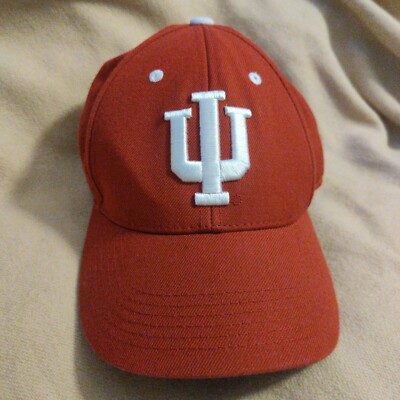 IU Indiana Hoosiers University Hat Cap Memory Fit Top of the World Red  1/4