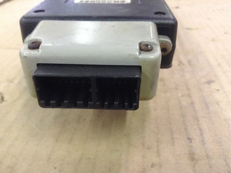 Módulo de control telefónico de comunicación Lincoln Continental Town Car 99 1999 M73 Foto 3 de 4