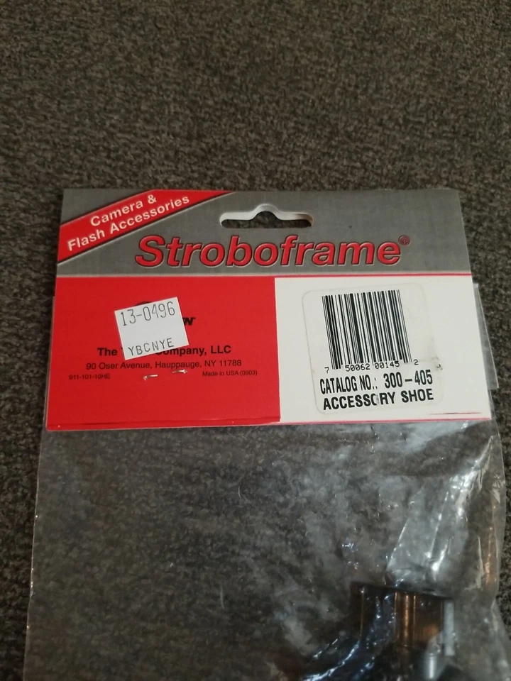 Stroboframe locking accessory shoe. USA made. Tiffen. Cat No 300-405. NOS. Q4 - Image 4 of 4