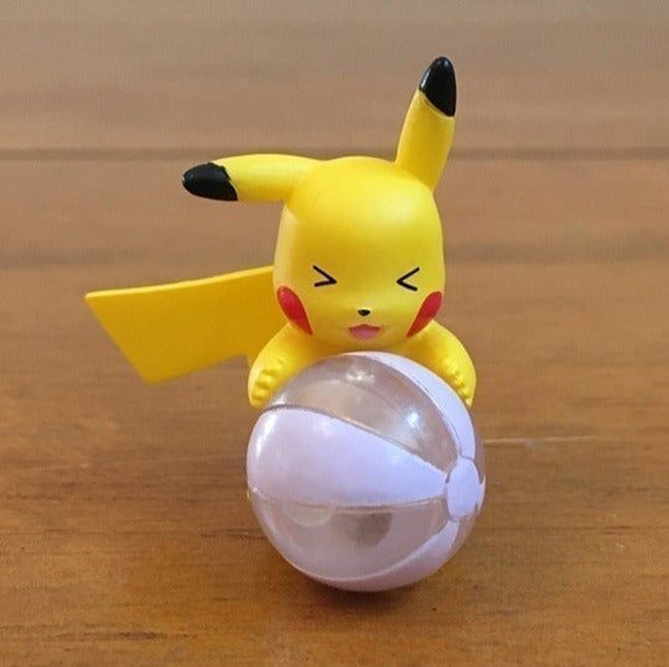 Pikachu Small Plastic Figure Pokemon Giragira Sunshine Pastel Beach