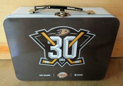 Anaheim Ducks 30th Anniversary Lunch Box w/ beanie, popit toy & trading card/pin