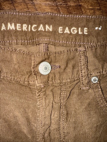American Eagle Brown Low Rise Skater Jeans Size 10 Wide Leg Corduroy EUC - Picture 8 of 11