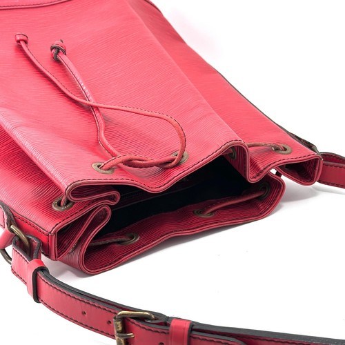 Louis Vuitton Petit Noé Epi Drawstring Shoulder Bag Red Leather M44107 Authentic - Picture 8 of 24