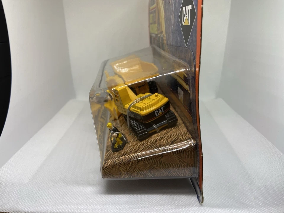 1997 Matchbox Dirt Machines-dirt haulers, truck,front shovel 32983 NEW- - Image 4 of 4
