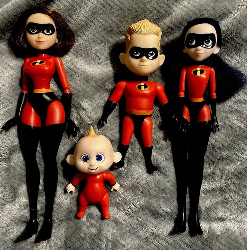 Lot Of 4 Incredibles Dolls Action Figures Disney Pixar