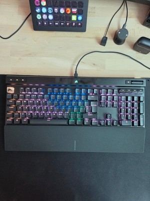 CORSAIR K70 RGB PRO, Tastatur, Mechanisch, Cherry MX Speed, Schwarz