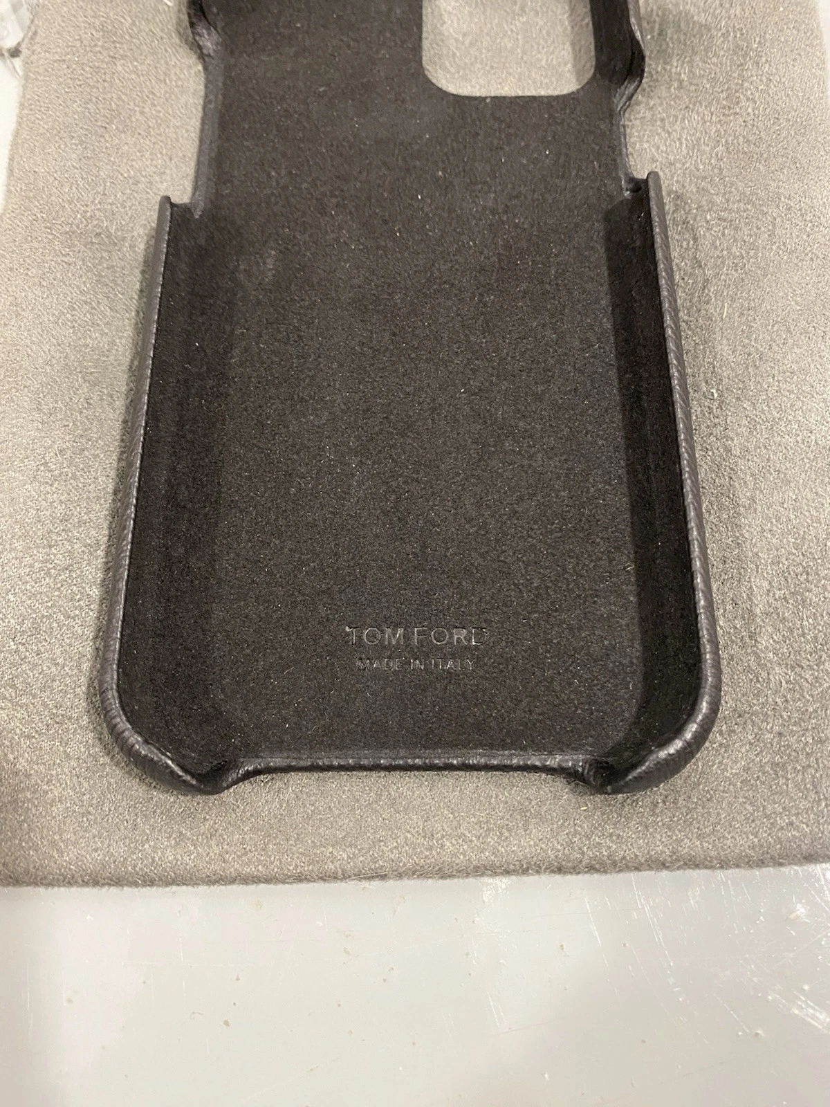 Tom Ford iPhone 11 Pro Black Phone Case Card Slip Brand New Box Damaged 9
