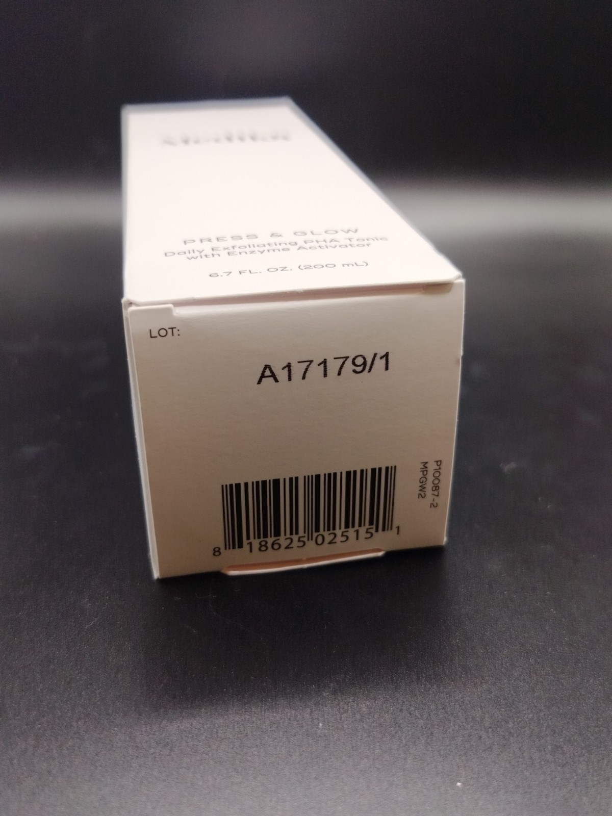 Medik8 Press and Glow Daily Exfoliating PHA Tonic with Enzyme Activator 200 ml