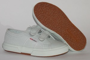 mizuno wave ultima 10