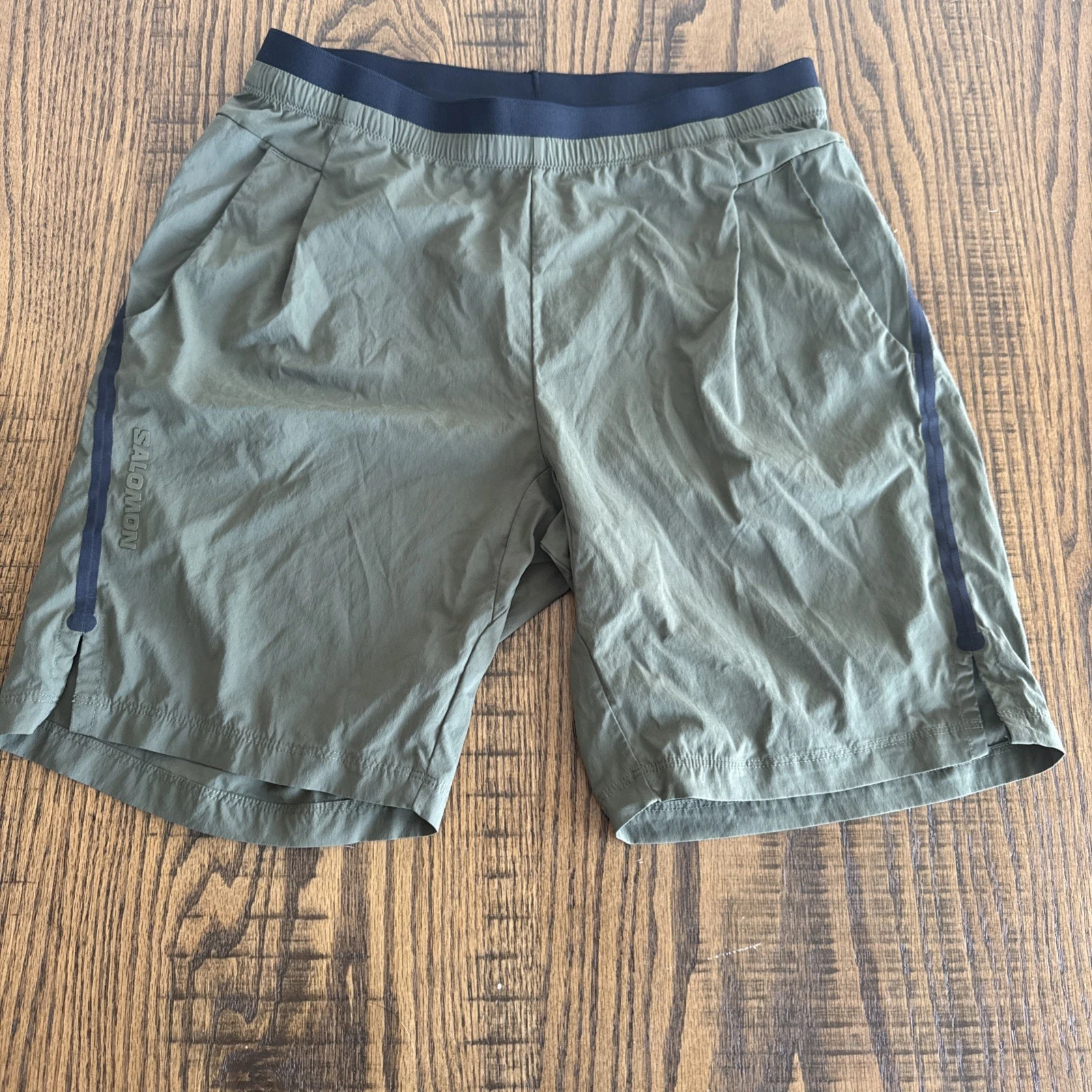 Salomon 7” Running Olive Green Trail Shorts Small Black Performance