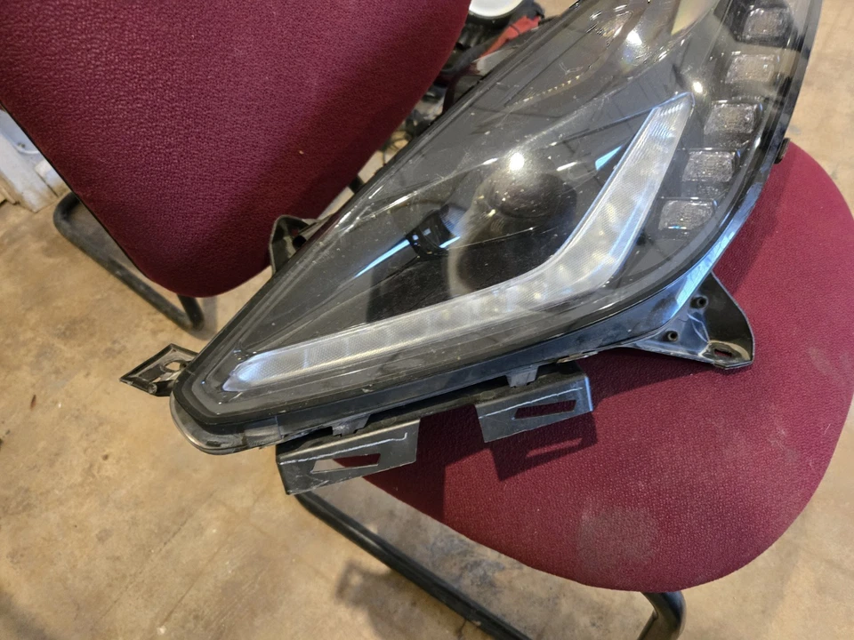 2014-2019 雪佛兰 Corvette 左 LH 发球杆 氙气 HID 车头灯 原始设备制造商 完整 — 第 2/4 张图片