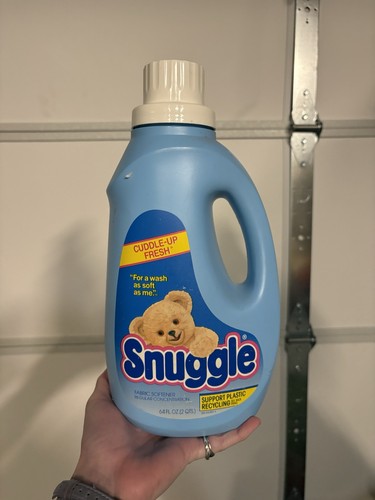 CUDDLE UP Fresh SNUGGLE Fabric Softener 1/2 Full Vintage Laundry Movie Prop