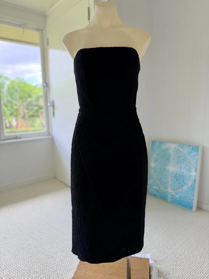 Vestido para mujer Roland Mouret negro sin tirantes hasta la rodilla dorado cremallera trasera talla FR 36 EN MUY BUEN ESTADO Foto 2 de 4