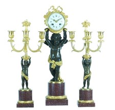 Ancienne pendule signée Henry Dasson Bronze doré Porphyre Amour Ange 2 Bougeoirs