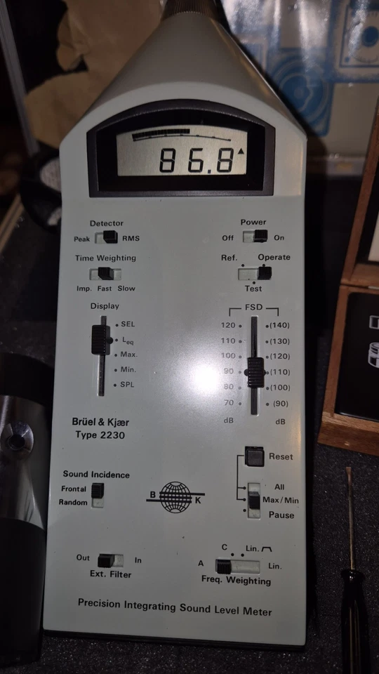 Vintage Precision Integrating Sound Level Meter Type 2230 - Image 2 of 4