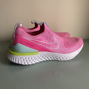 nike epic phantom react pink