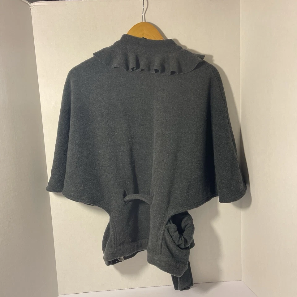 Chaqueta Poncho con Capa Gris Gap Talla M Mujer Cinturón Volantes Cuello Lados Abiertos Foto 4 de 4