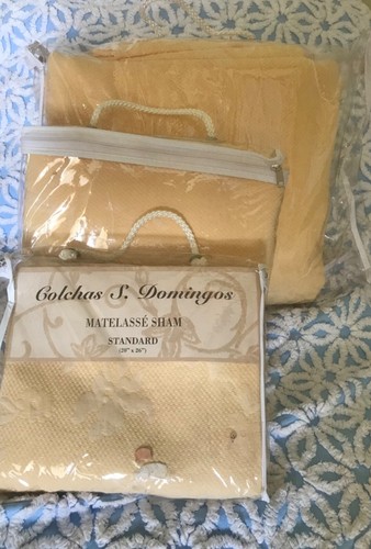 New MATELASSE Double BED COVERLET & 2 CASES Shams COLCHAS DOMINGOS yellow - Picture 5 of 7
