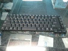 USED Compaq Presario 2700 Laptop KeyBoard, 253929-001 READ AD