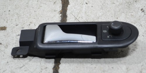VW Passat 3B Variant 1999 Tür Griff Öffner vorne LINKS #132923-G606