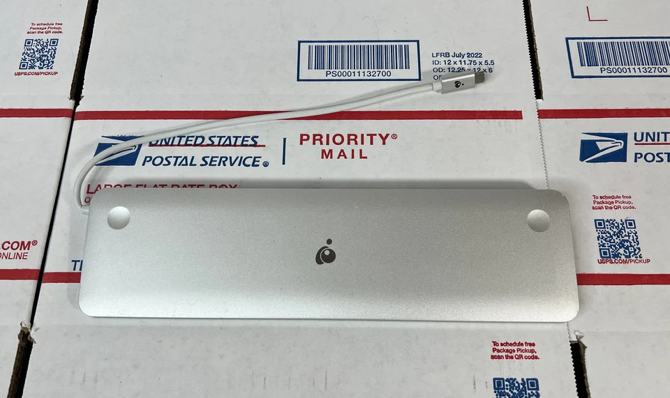 IOGEAR GUD3C02 USB-C Ultra-Slim Dual Display Docking Station - SAME DAY SHIP - Image 3 of 4