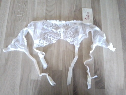 WHITE AVA SUSPENDER BELT 4 STRAP LACE DETAIL LINGERIE MEDIUM SIZE 10 12 M SATIN - Picture 3 of 19
