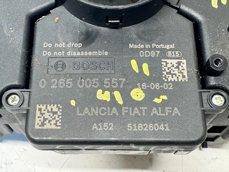 2015-2022 RAM PROMASTER 1500 INTERRUPTOR LIMPADOR DE SETA COM SENSOR FABRICANTE DE EQUIPAMENTO ORIGINAL P6TB16JXWAB - Imagem 3 de 4