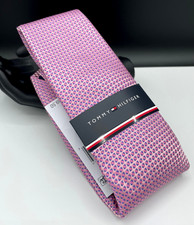 Tommy Hilfiger Men's Silk Blend Tie  Pink  Micro Geo Motif  NEW MSRP: 69.50