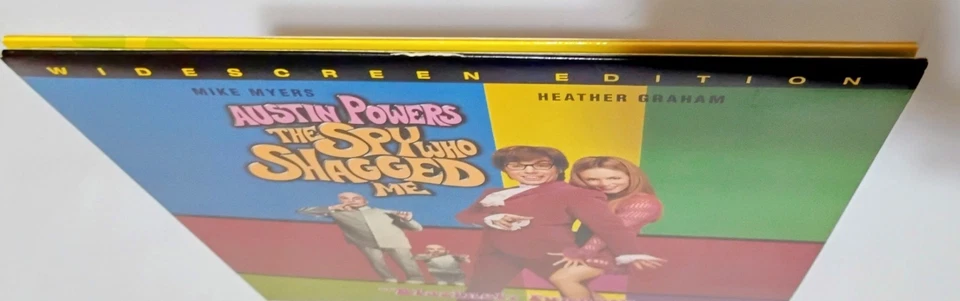 Austin Powers Spy Who Shagged Me & Austin Powers Man of Mystery Laserdiscs RARE - Image 2 of 4