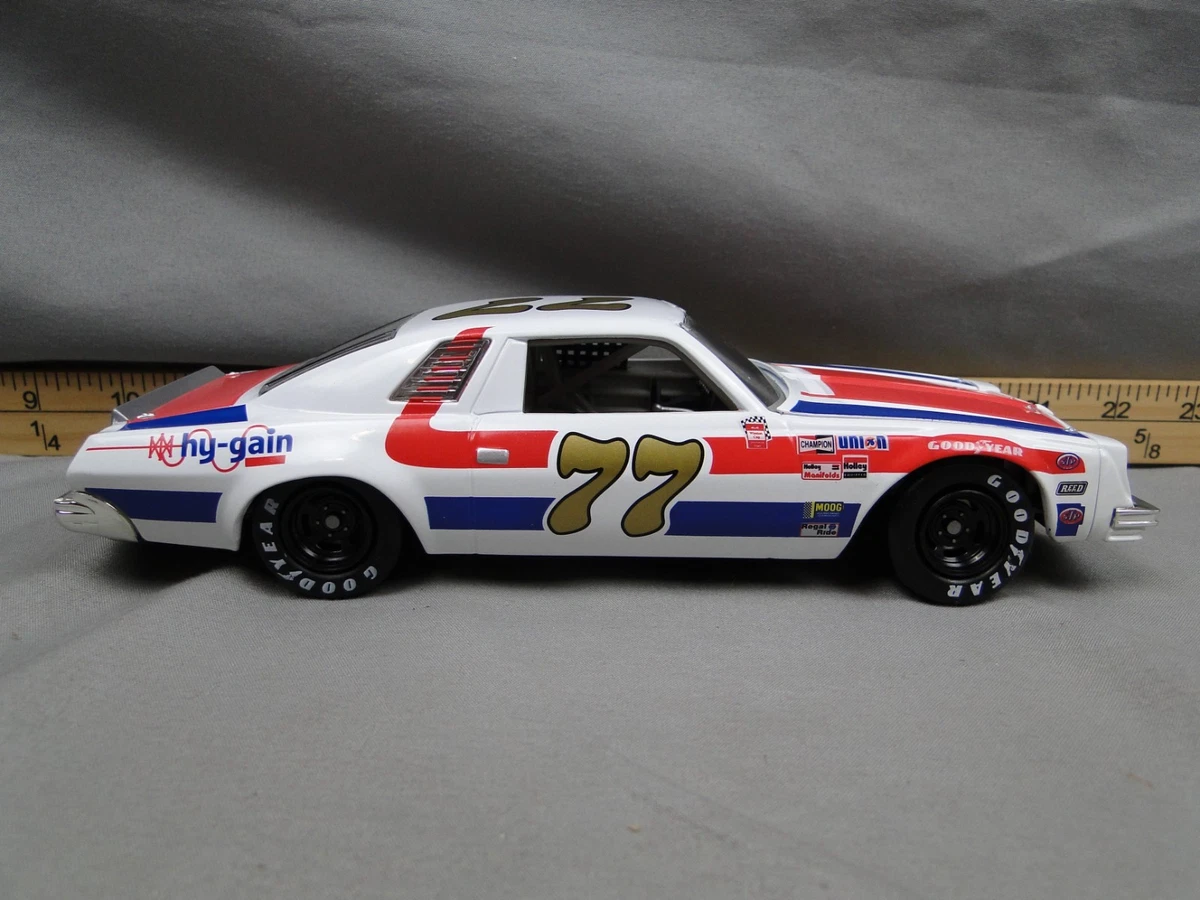 Dale Earnhardt Diecast NASCAR 1976 Vehicle Year for sale | eBay