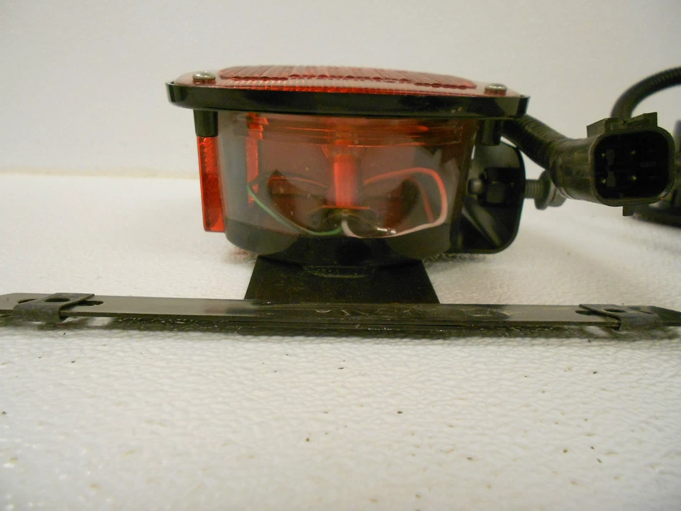 Luces traseras de chasis comercial OEM MOPAR 1987-2026 Foto 4 de 4