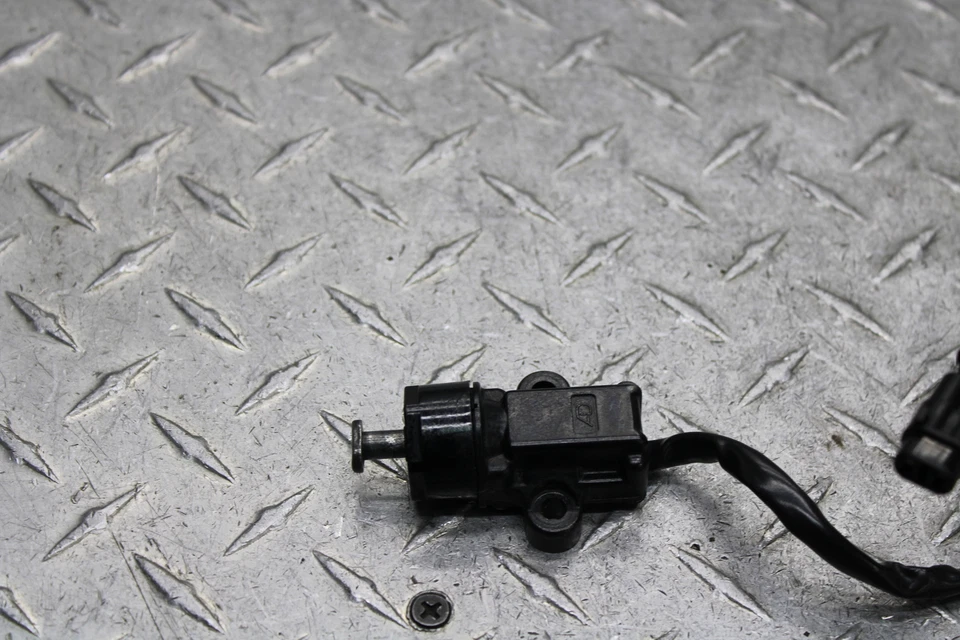 Yamaha Bolt XVS950 C 2015 especificaciones soporte sensor 5S7-81940-00-00 Foto 2 de 4