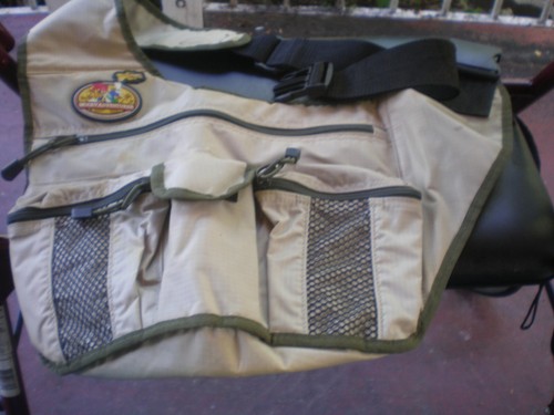 Woody Woodpecker Universals Island of Adventure shoulder bag WOODY ADVENTURER