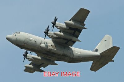 PHOTO  AEROPLANE LOCKHEED C-130J HERCULES 'MM62184 / 46-49' OPERATED BY 50 GRUPP
