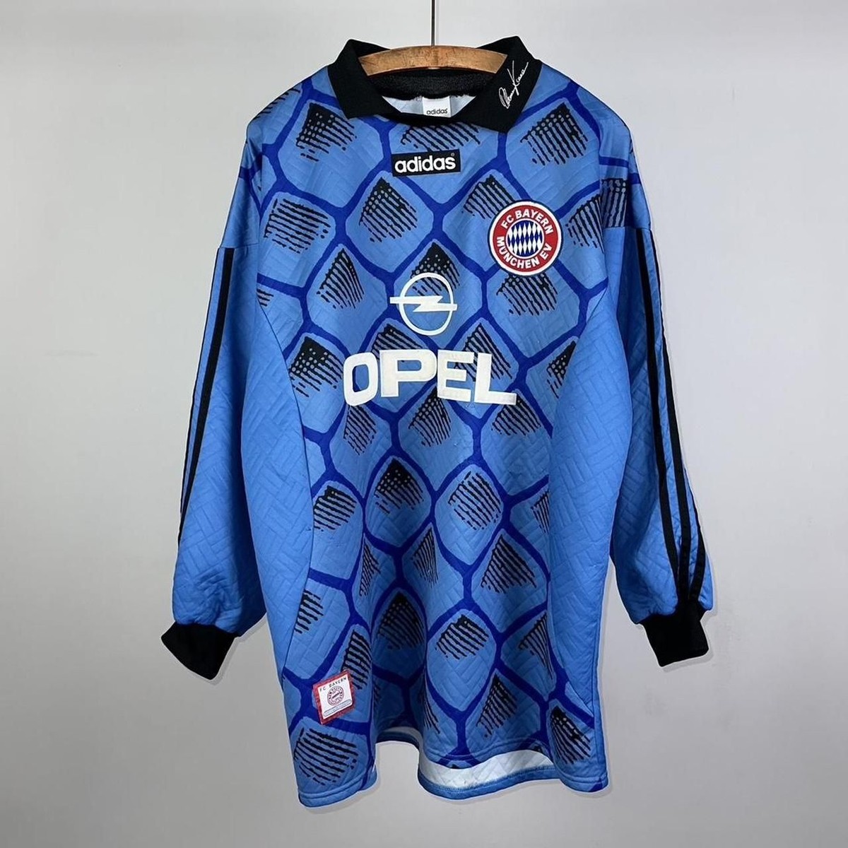 Vintage 90s 1996-98 Adidas Bayern Munich Goalkeeper Football