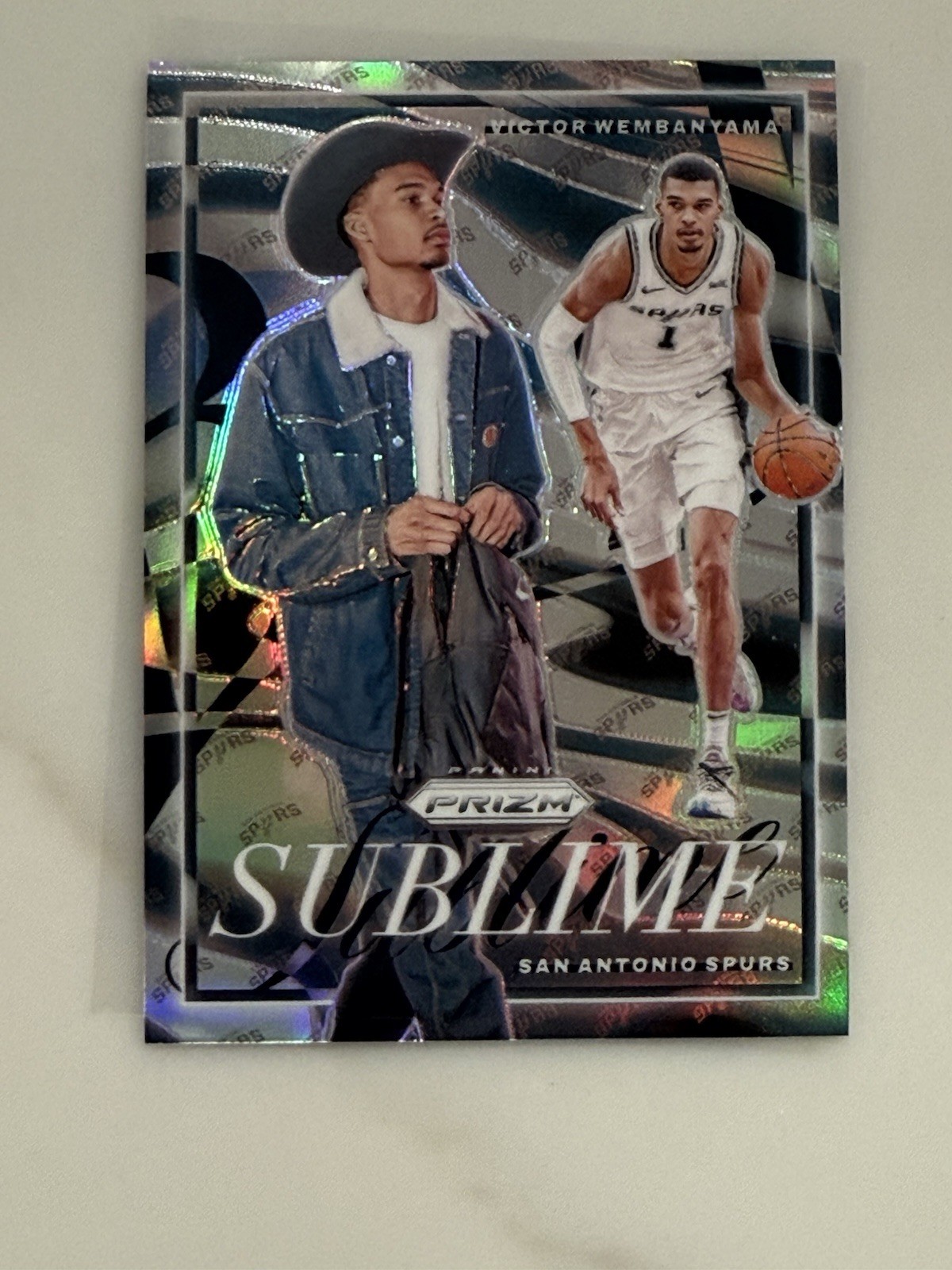 2024 Panini Prizm Sublime Refractor Victor Wembanyama #25 Spurs SSP Case Hit